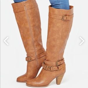 JustFab boots sz 7